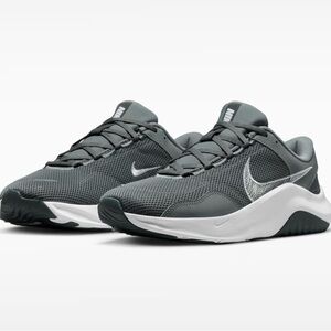 Nike Men’s Legend Essential 3 Next Nature